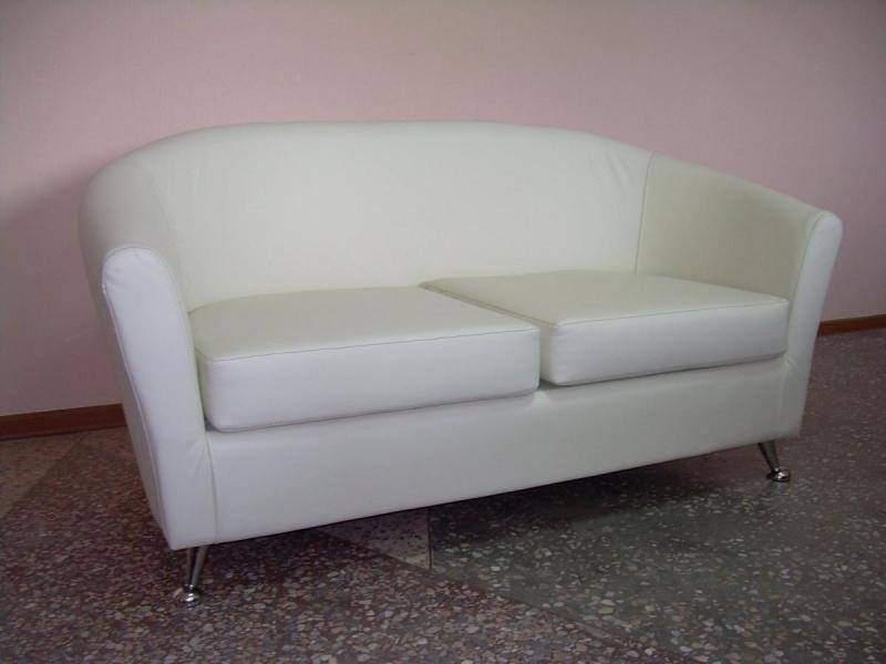 белый диван 3 в Таганроге