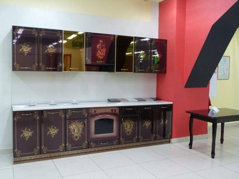 кухня прямая с рисунком из золота в Таганроге