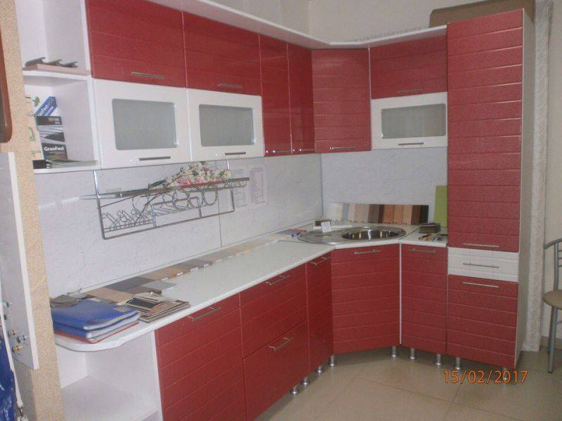 угловая кухня в Таганроге