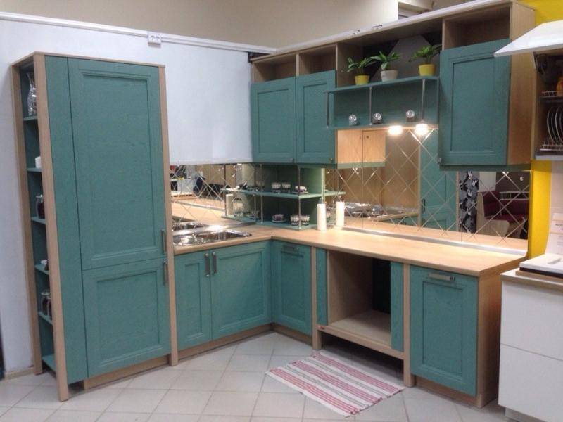 кухонный гарнитур угловой в Таганроге