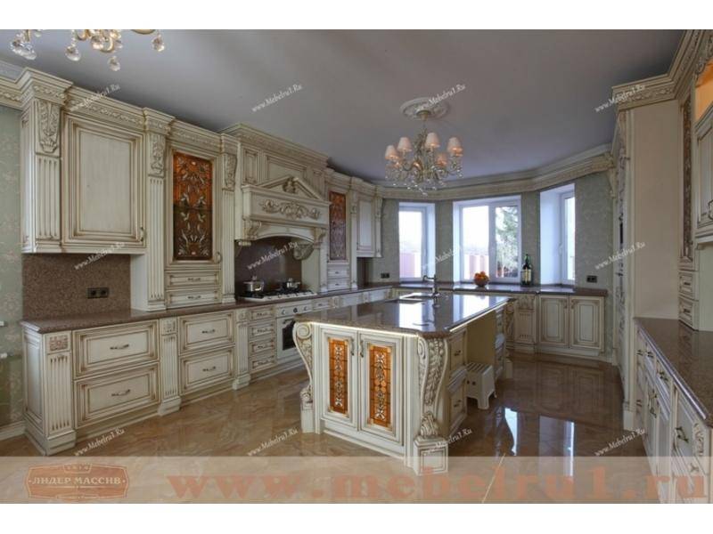 кухня барокко из массива дуба в Таганроге