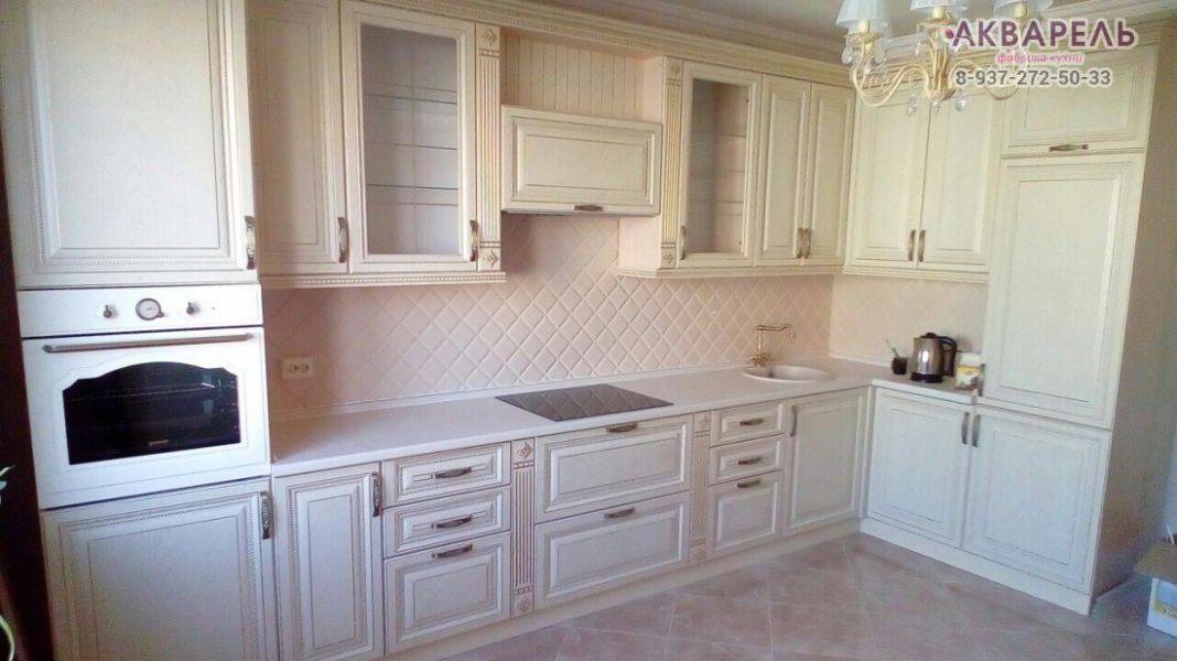 угловая кухня с патиной в Таганроге