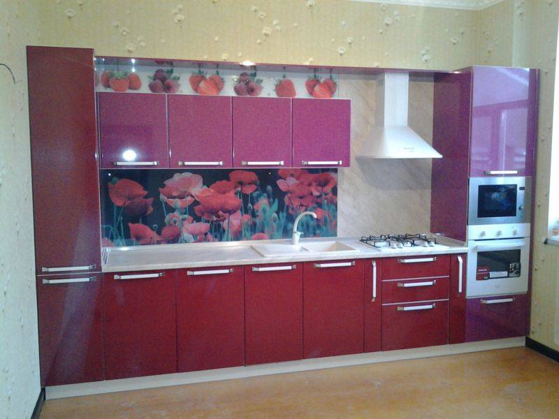 прямая розовая кухня в Таганроге