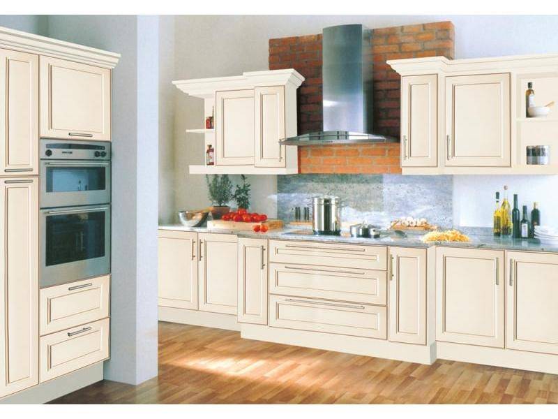 светлая кухня аттико в Таганроге