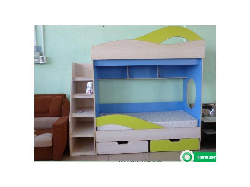 детская двухъярусная кровать в Таганроге