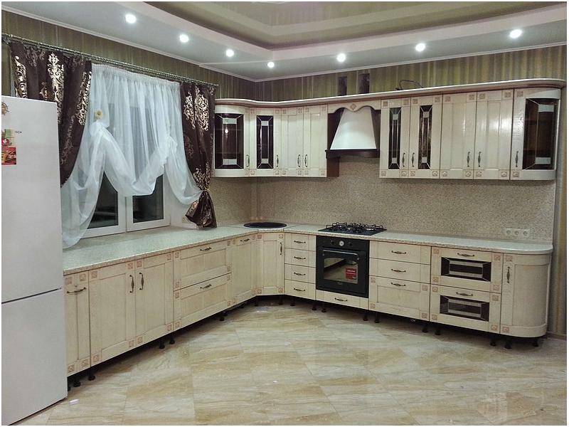 угловая кухня в Таганроге