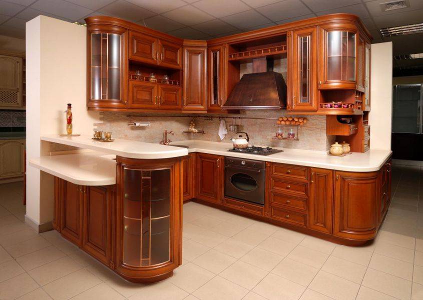 угловая кухня классика в Таганроге