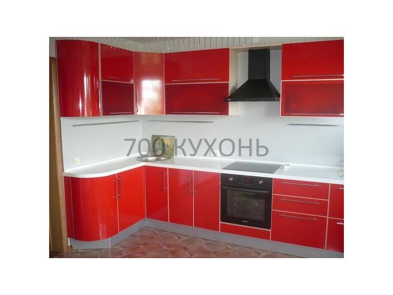 красная угловая кухня в Таганроге