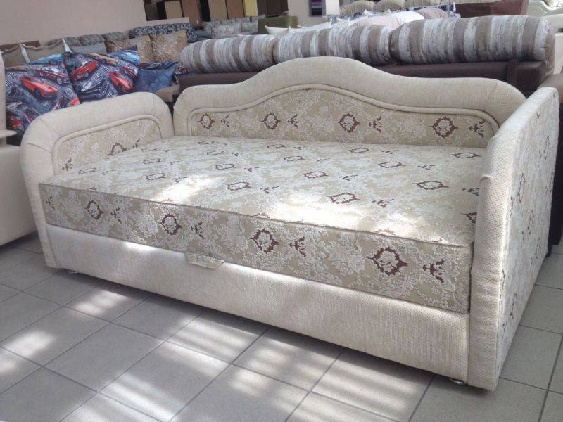 мягкая детская кровать в Таганроге