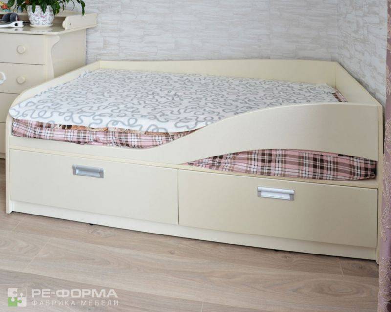 детская кровать 028 в Таганроге