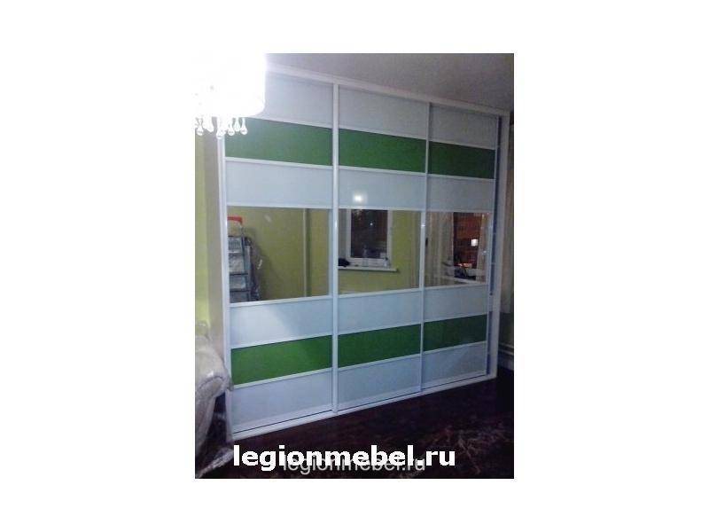 бело-зеленый шкаф-купе в Таганроге