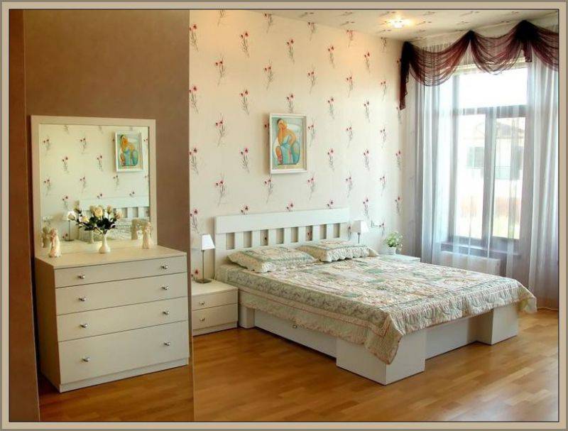 белый спальный гарнитур в Таганроге
