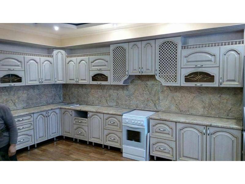 классическая угловая кухня в Таганроге