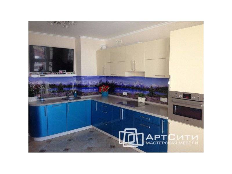 угловая кухня лора в Таганроге