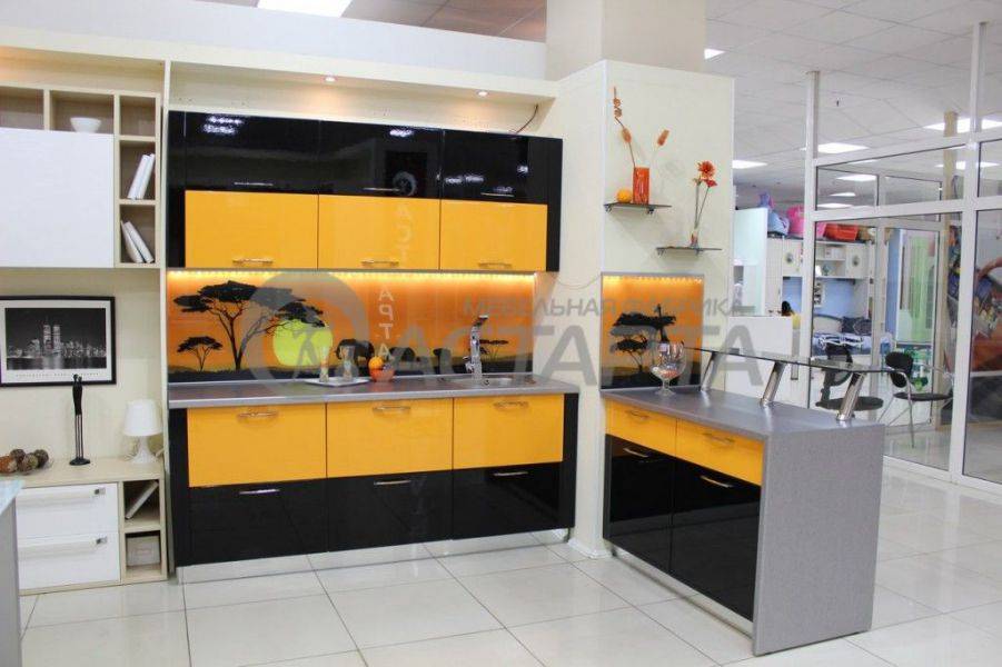 кухня сафари в квартиру студию в Таганроге