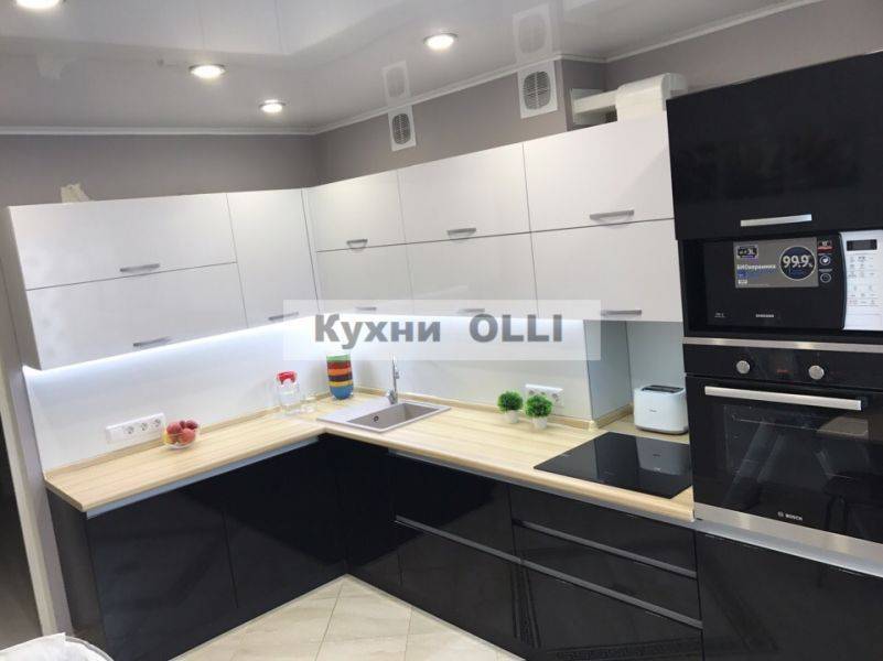 современная угловая кухня в Таганроге