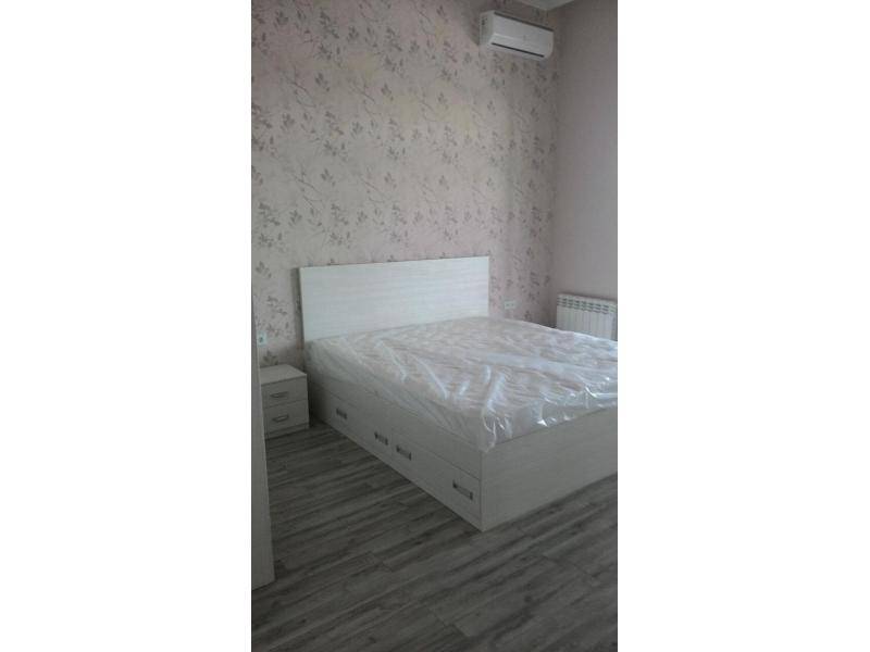кровать белая в Таганроге