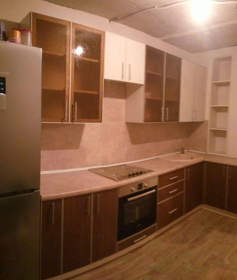угловая кухня в Таганроге