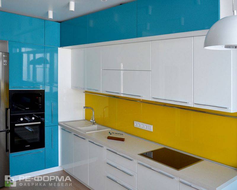 яркая кухня 006 в Таганроге
