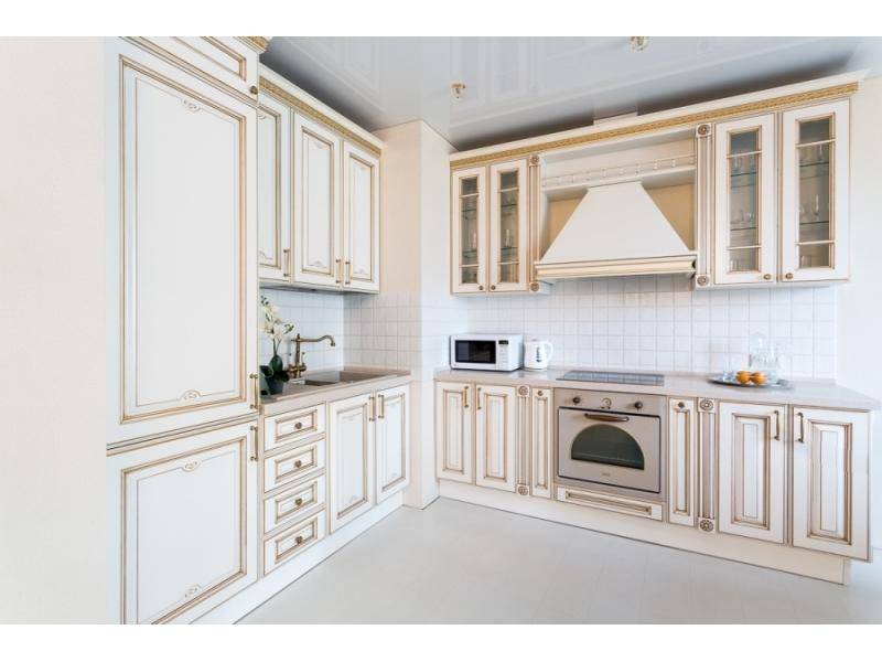 угловая кухня классическая в Таганроге