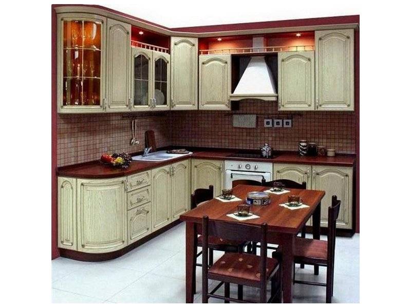 угловая кухня классика в Таганроге