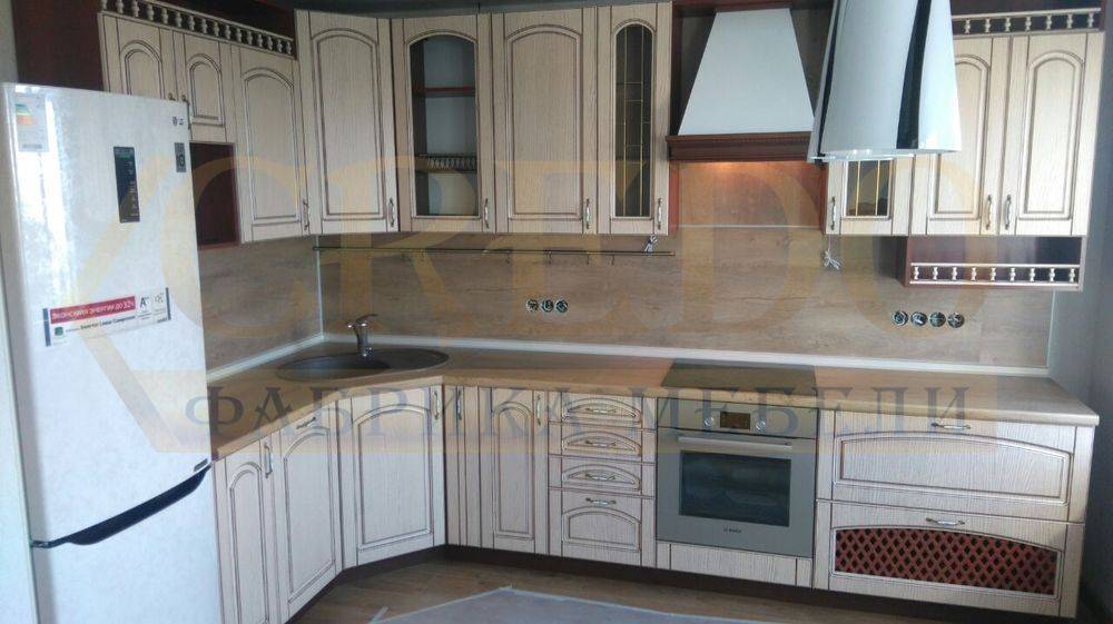 угловая кухня в Таганроге