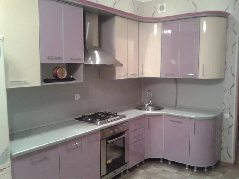 светлая кухня из пластика в Таганроге