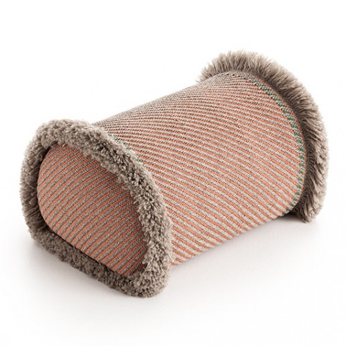 подушка большая-рол diagonal almond-peach от gan в Таганроге