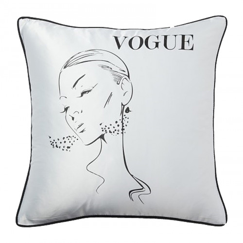 подушка с надписью vogue в Таганроге